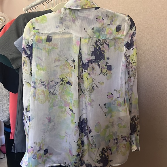 BCBGeneration button down top - Picture 4 of 5